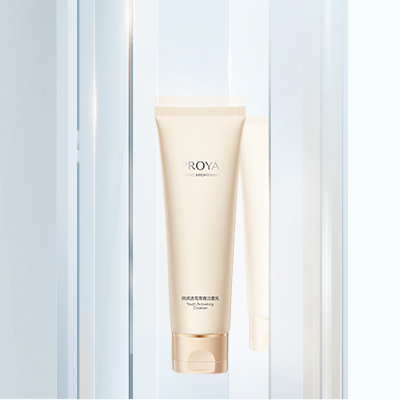 星耀国际弹润透亮青春洁面乳